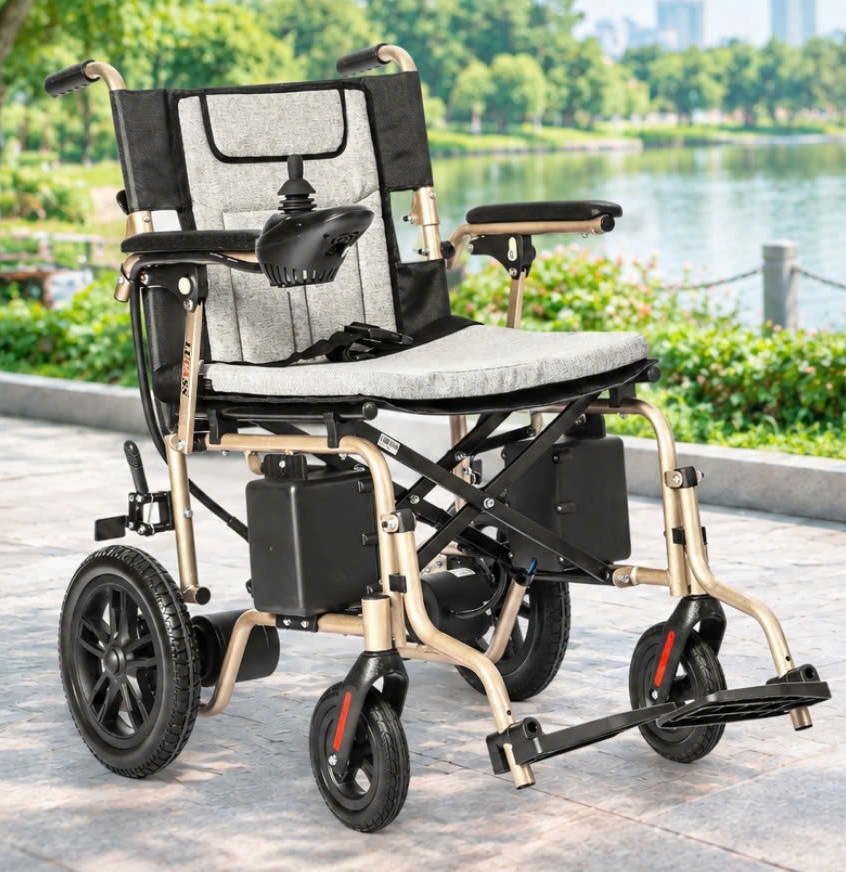 Xe lăn điện Lucass VX201S